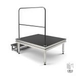 Wizualizacja produktowa konstrukcji scenicznej dla dyrygena dla klienta koenig & meyer z dywanem i na małych nogach oraz użytecznych schodach